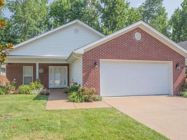 3316 Fawn Hill Dr, Evansville, IN 47711