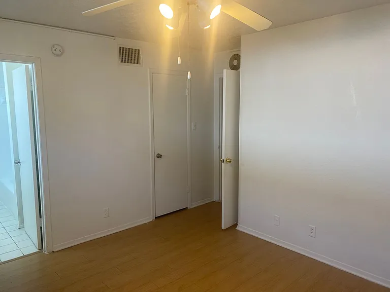 Penthouse — Photo 43