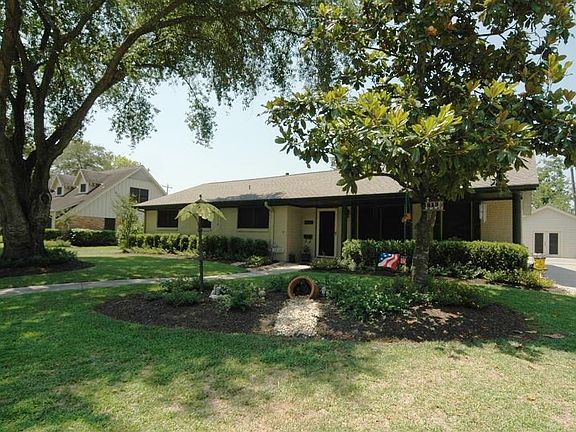 2nd image of 3404 Randall Dr