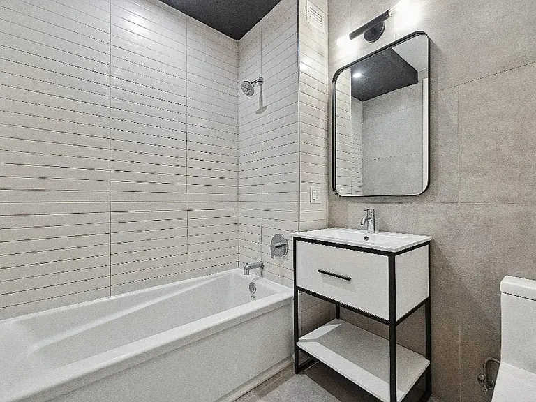 815 Flatbush Ave #202 — Photo 15