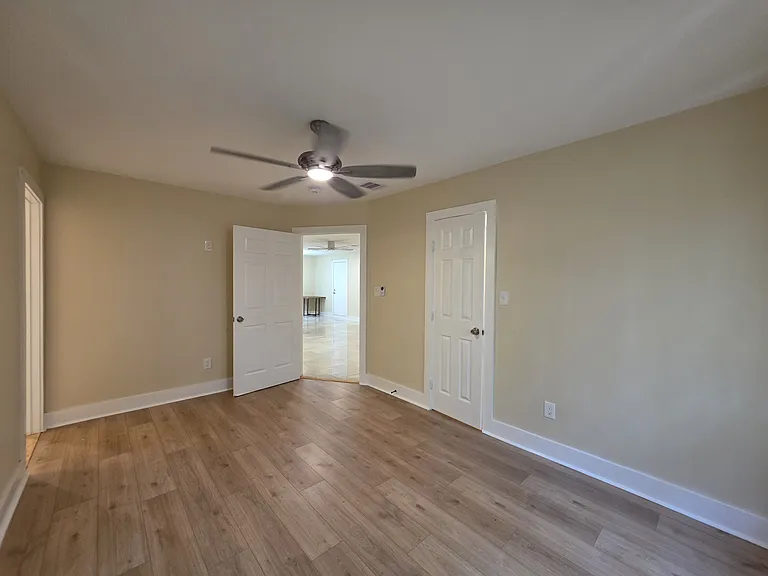 522 E Davilla Ave — Photo 16
