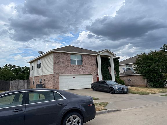 3rd image of 7537 Hedgewood Ct