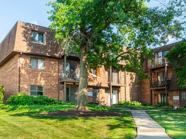 1500 S Fairfield Ave APT 13B, Lombard, IL 60148