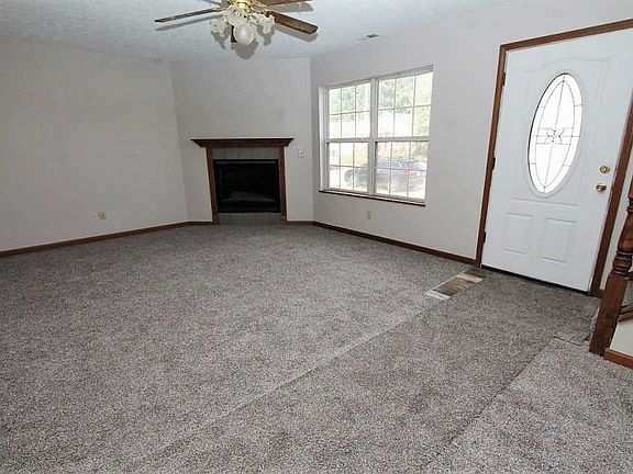 3rd image of 125 Triple Jay Dr