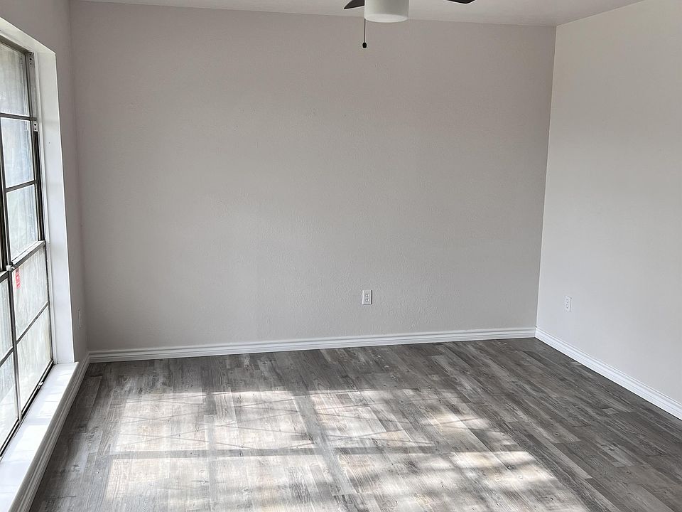 1st image of 3918 Kingston Dr