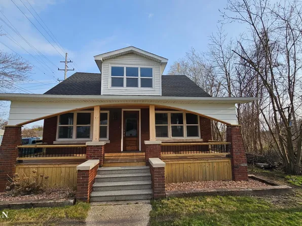 2702 Griswold St, Port Huron, MI 48060