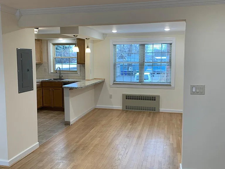 68 Wehrle Dr #6 — Photo 3
