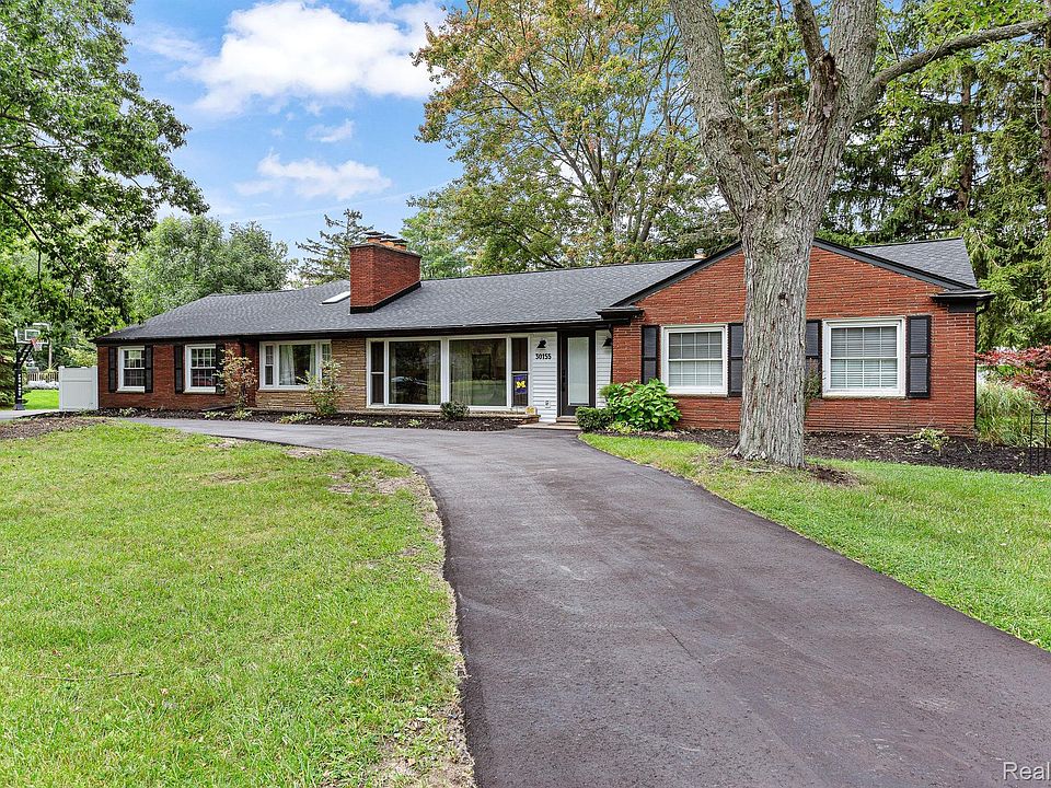 1st image of 30155 Leemoor St