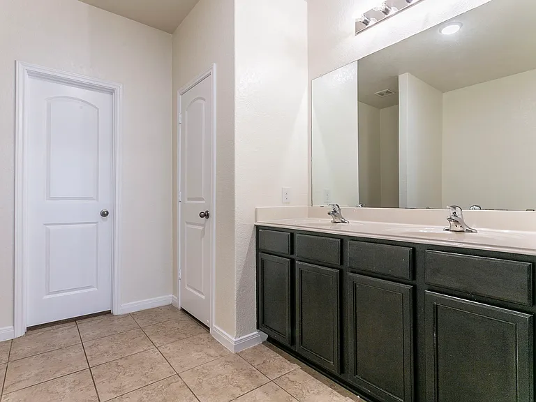 211 Azalea Way — Photo 25