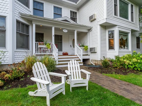 9914 Water St #F-3, Ephraim, WI 54211