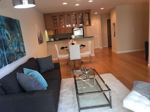 1st image of 660 King St Unit 357