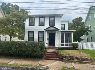 113 Pearl St, Mount Holly, NJ 08060