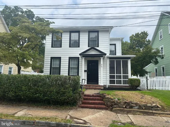 113 Pearl St, Mount Holly, NJ 08060