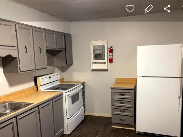 89 N Main St #2, Spring City, PA 19475