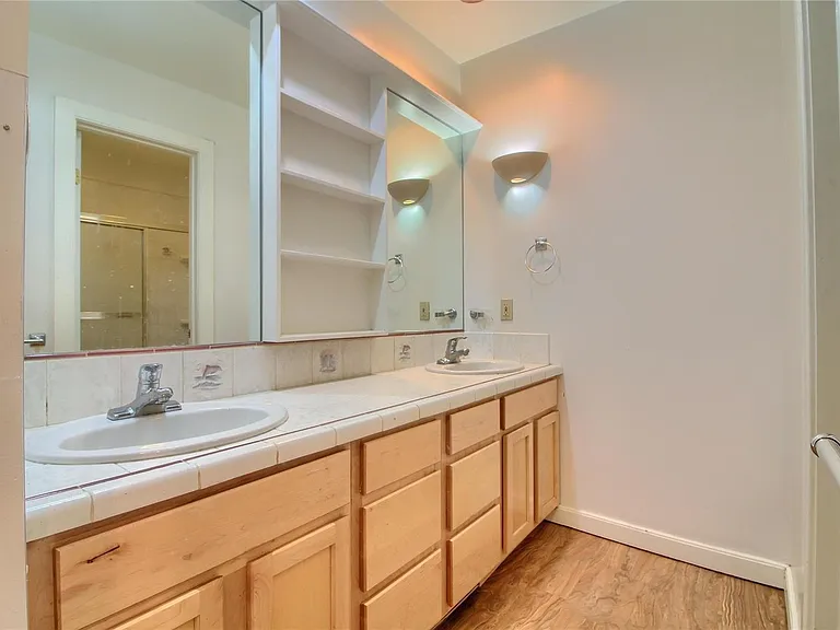 2087 S Grant St #1 — Photo 12