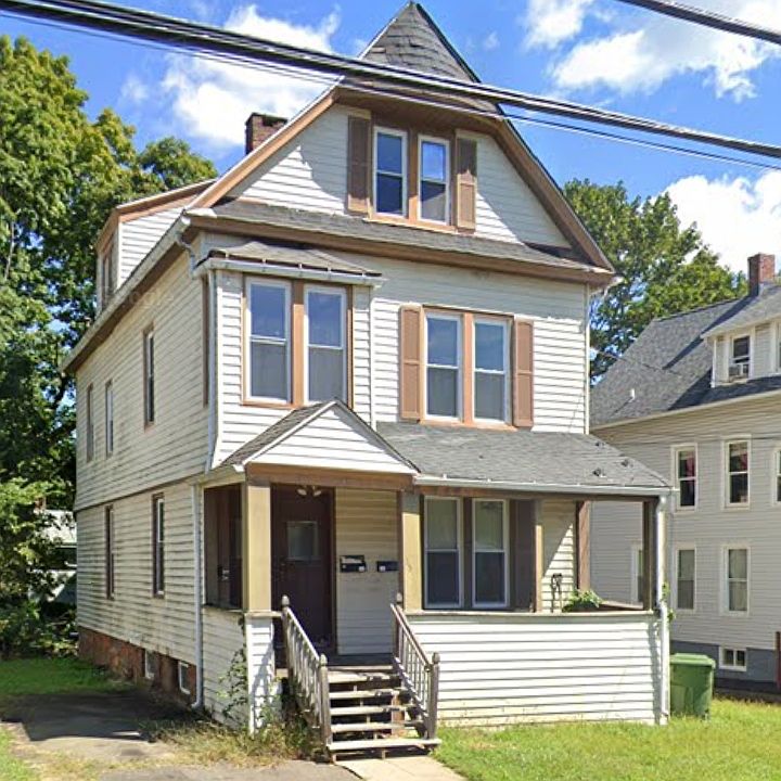 1st image of 55 Reservoir Ave #1A