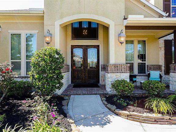 3rd image of 18815 S Bee Cave Springs Cir