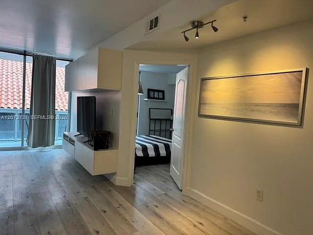Blue Lagoon Condo — Photo 4