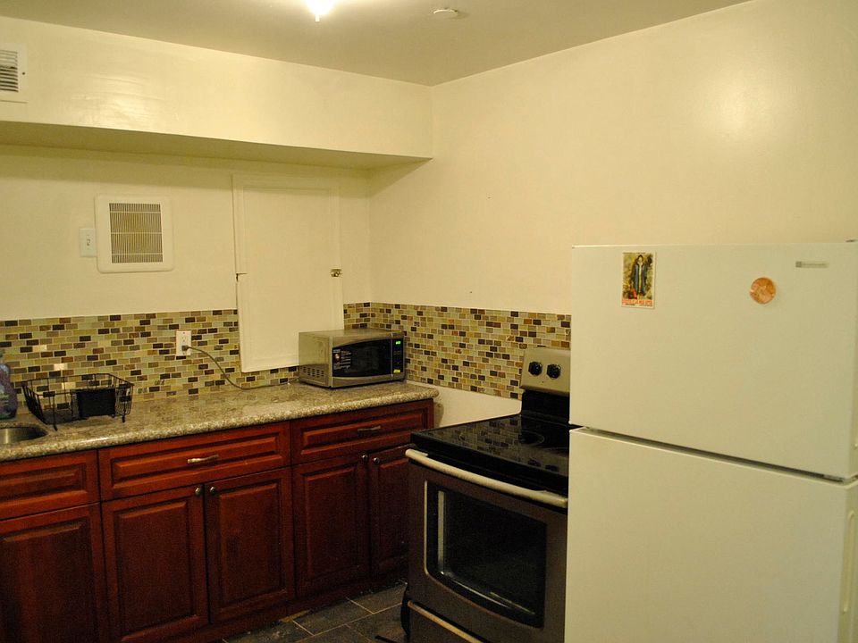 1st image of 1727 W Berks St APT A