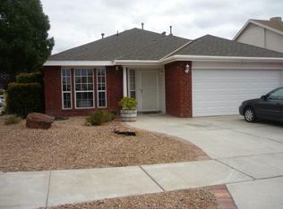8035 Lyndsi Ave NW, Albuquerque, NM 87120