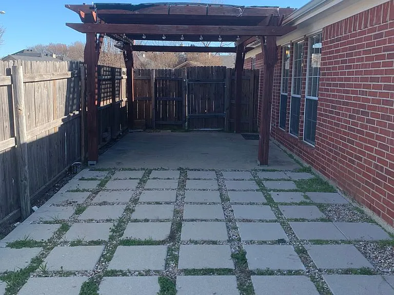 2705 Jennie Wells Dr — Photo 12