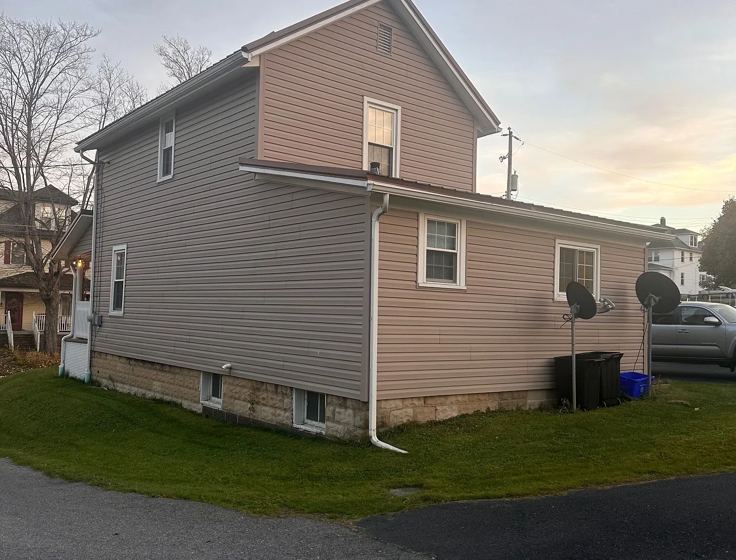 2 bed, $1,350 — Photo 2