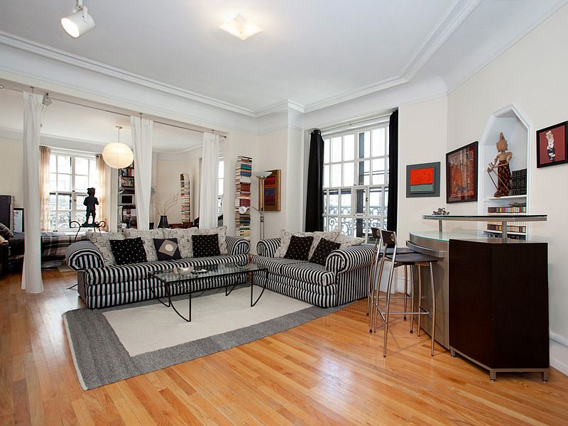 1st image of 2109 Broadway APT 940