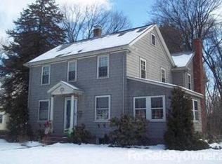 69 Fletcher Rd, Bedford, MA 01730