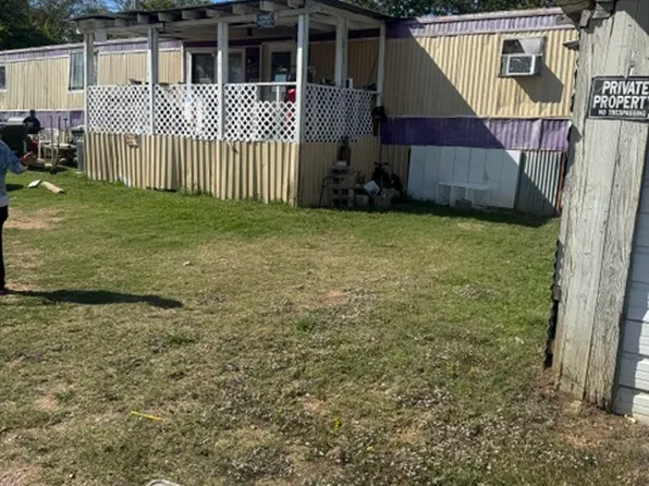 18715 9th St, Madill, OK 73446