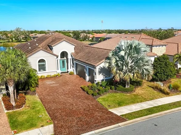 4711 Benito Ct, Bradenton, FL 34211
