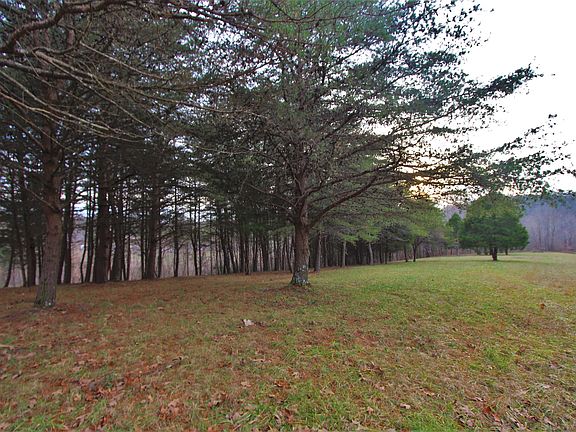 4th image of 5 King Robert Ln Lot 5