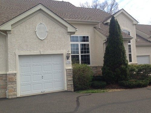 3rd image of 1206 London Ct