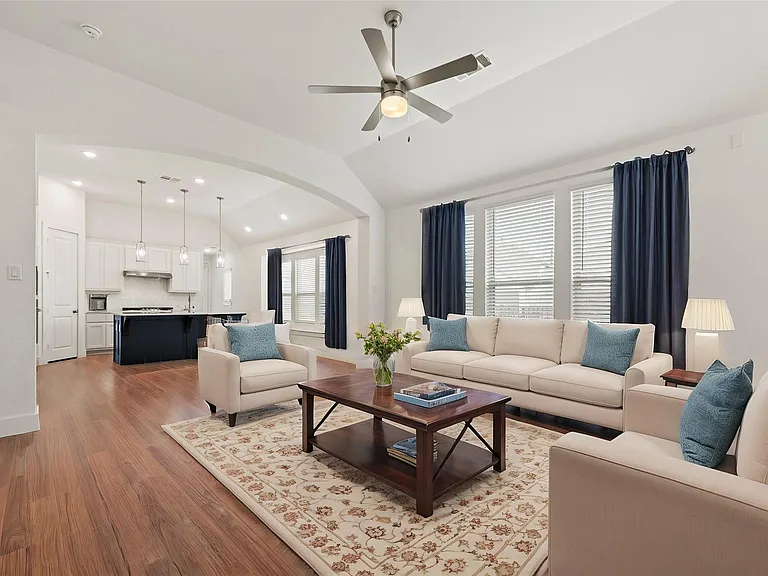 18402 Mesquite Flats Trl — Photo 3