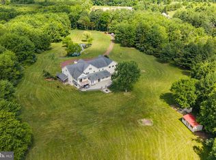 715 Bucks Rd, Perkasie, PA 18944