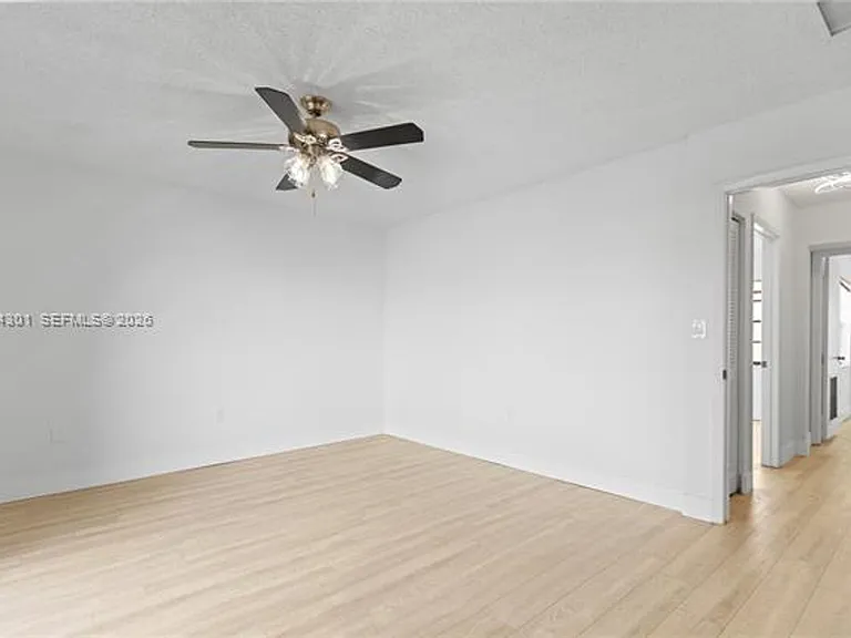 6745 NW 169th St #Townhouse G — Photo 8