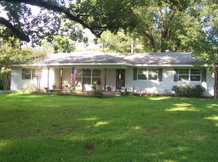1705 Wilson Dr, Hope, AR 71801