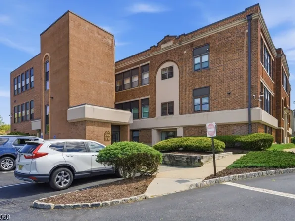 124 E Main St, Denville Twp., NJ 07834