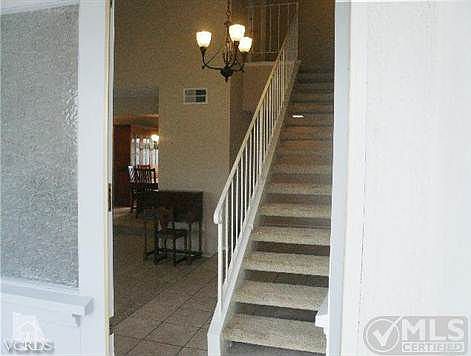3rd image of 2145 N Lyndhurst Ave