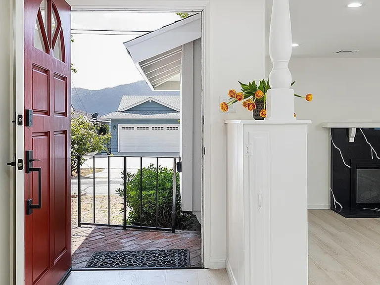 3511 Paraiso Way — Photo 4