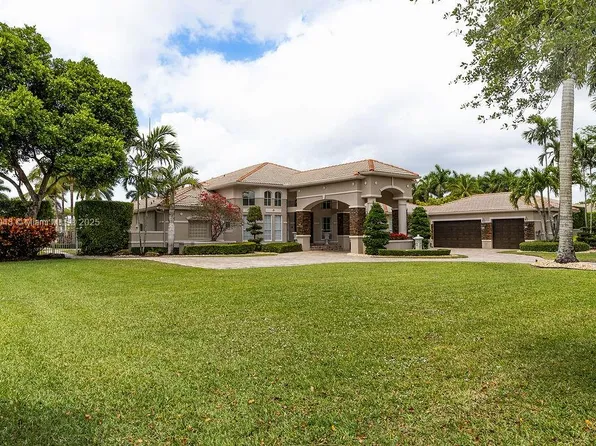 5025 Regency Isles Way, Cooper City, FL 33330