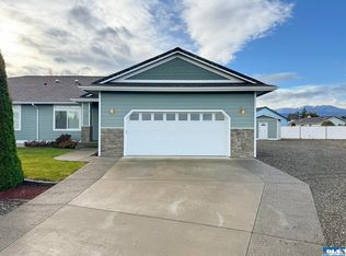 53 Heron Way, Sequim, WA 98382