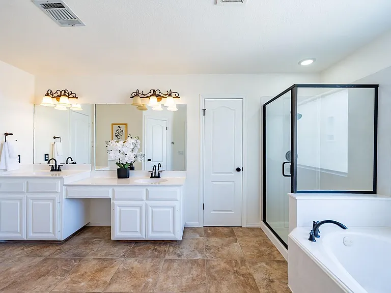 7724 Yaupon Dr — Photo 17