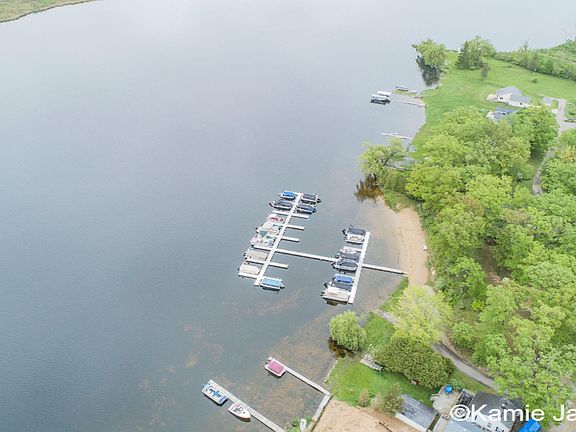 4th image of 8888 Wabasis Shores Dr NE