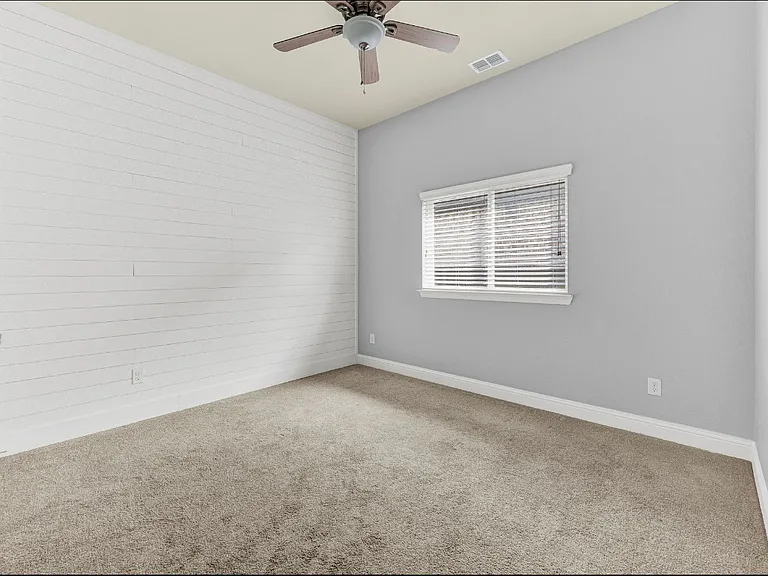 3042 Seattle Slew Dr — Photo 17