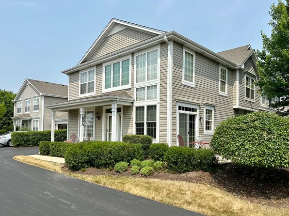 186 Brompton Ln #A, Sugar Grove, IL 60554