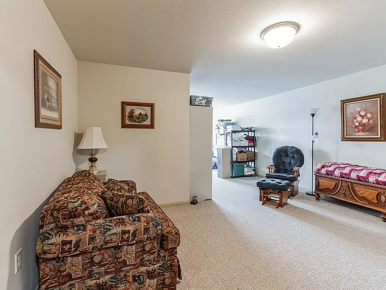 237 Cook Ave — Photo 44