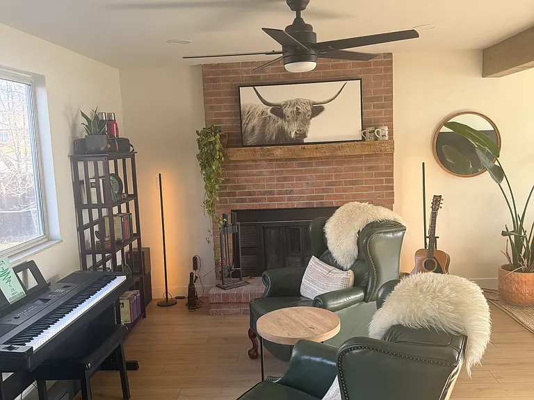 1200 Butterfield Ln — Photo 4