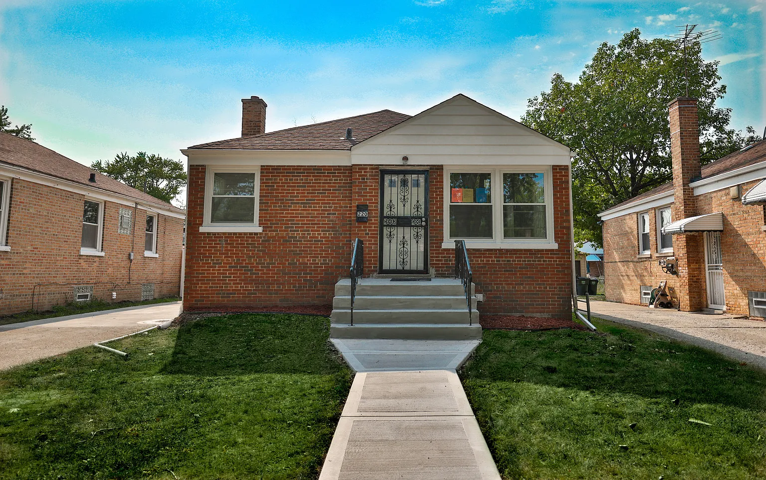 220 Bellwood Ave photo 1