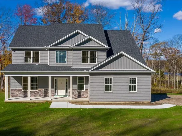 11 Corner Pond Court, Danbury, CT 06811