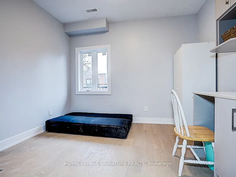 252 Annette St #4 — Photo 16